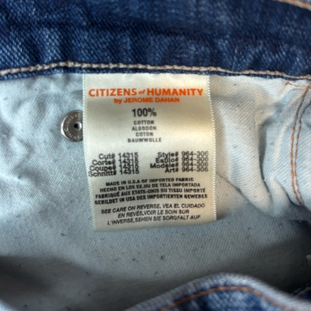 Citizens of Humanity Women Medium Wash Denim Roll Up Hem Shorts - Picture 8 of 11